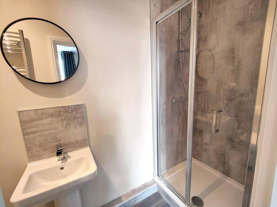 Carvetii - Anne House Room 1 - Dbl Bed Ground Floor En-Suite Carlisle  Eksteriør bilde